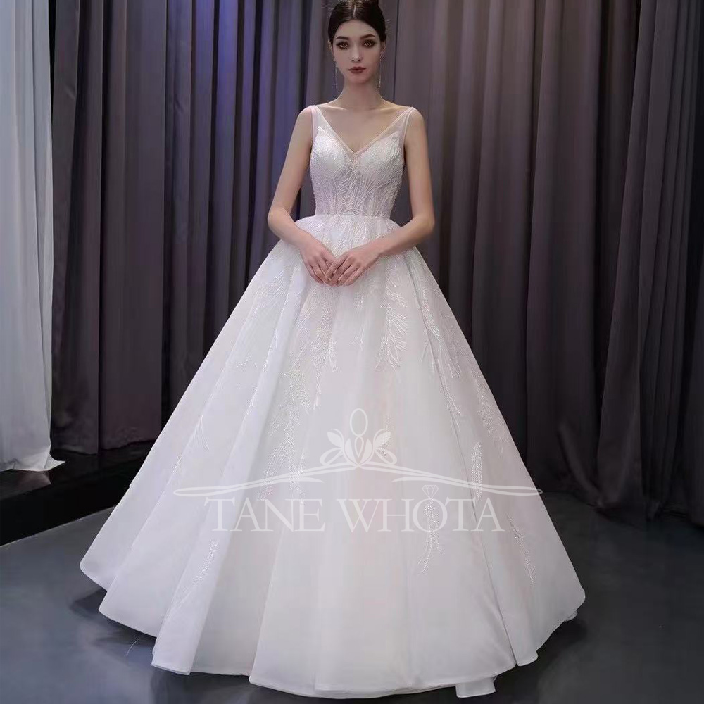 Crystal Sequined Bridal Dress  - Embroidery Organza 评论和价格